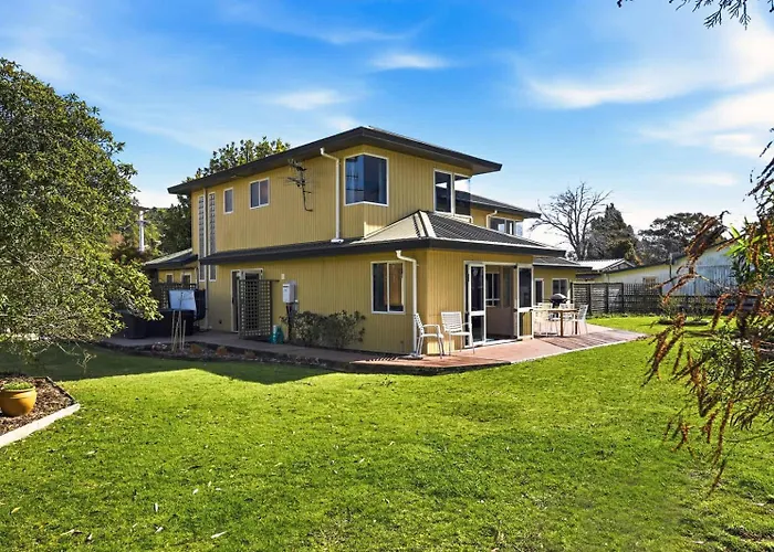 Shore Haven - Lakefront Pool Sleeps 8
