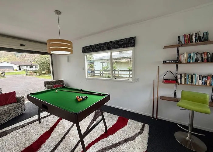 Shore Haven - Lakefront Pool Sleeps 8 *